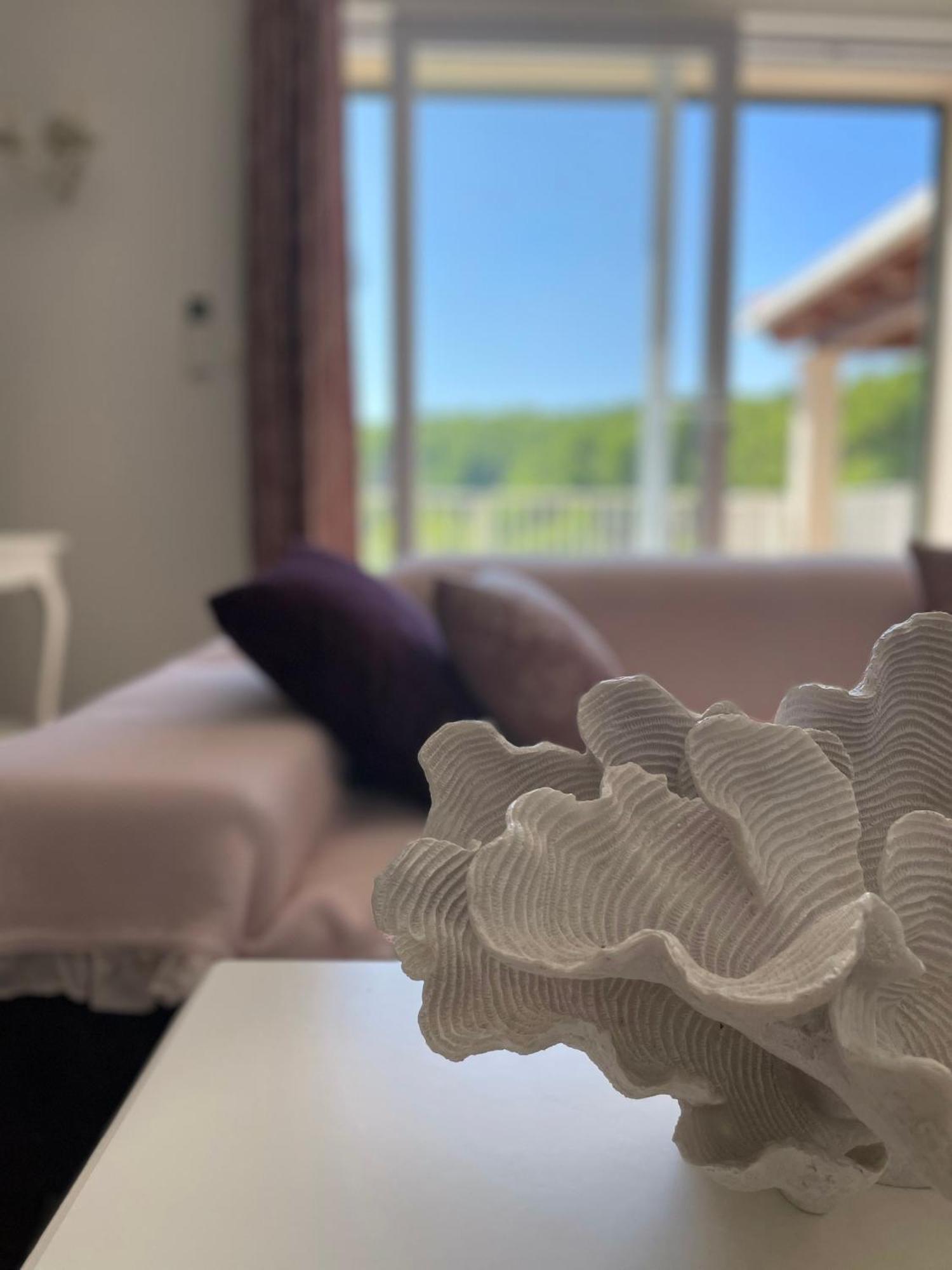 Luxury Villa Kate - In Lucice Bay With Turquoise Sea, Amazing Seaviews, And Heated Pool Милна Экстерьер фото
