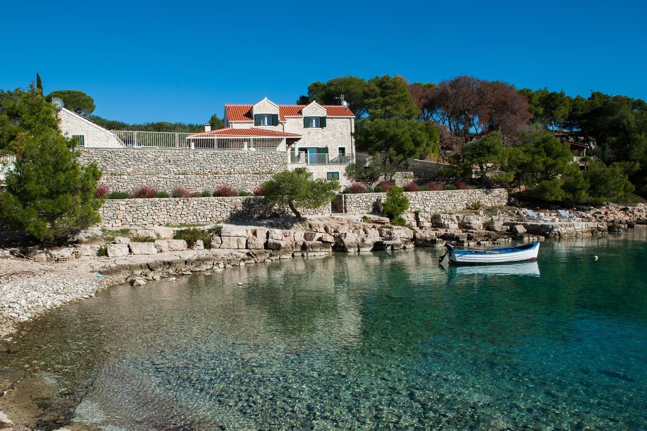 Luxury Villa Kate - In Lucice Bay With Turquoise Sea, Amazing Seaviews, And Heated Pool Милна Экстерьер фото