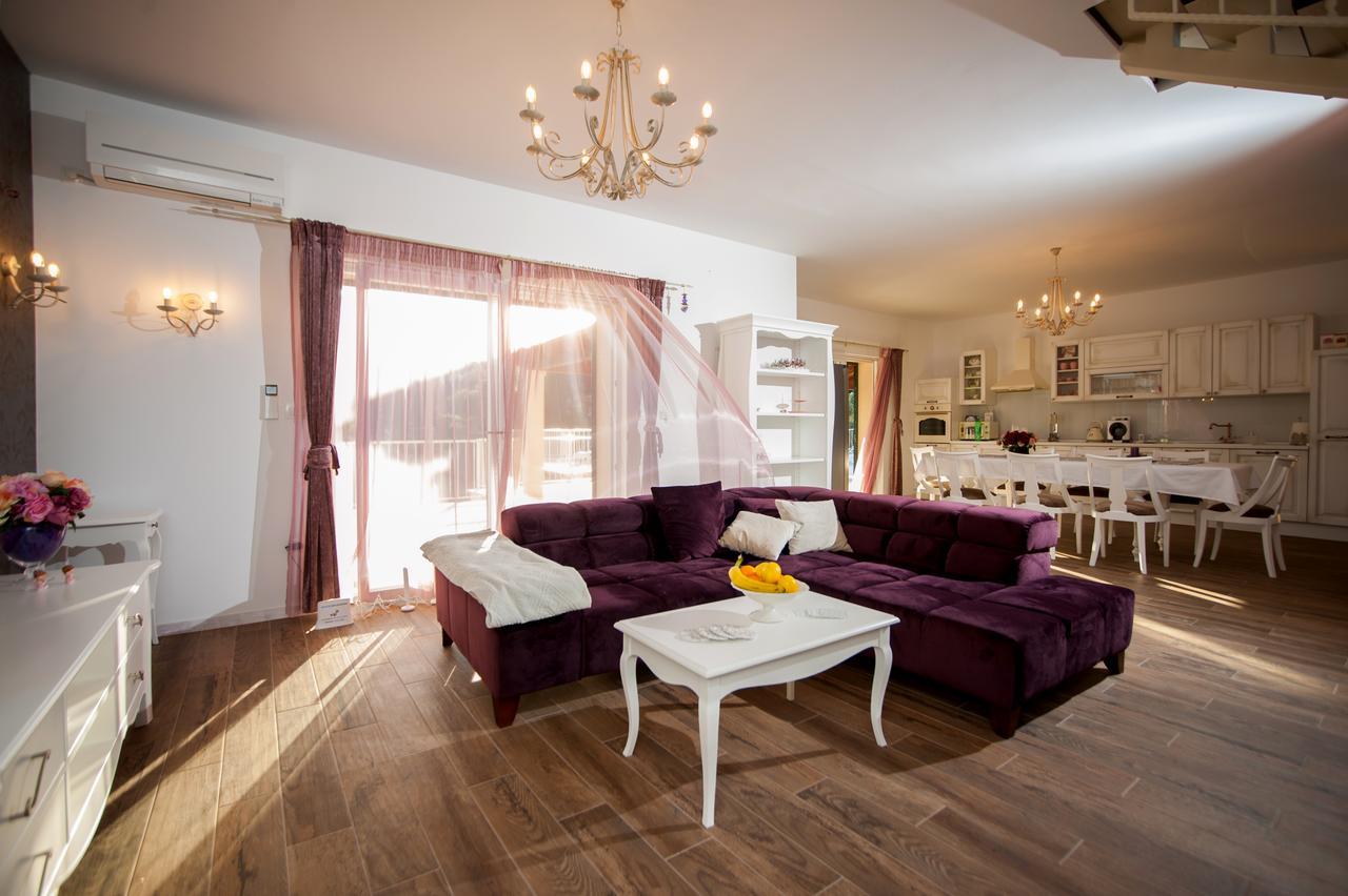 Luxury Villa Kate - In Lucice Bay With Turquoise Sea, Amazing Seaviews, And Heated Pool Милна Экстерьер фото