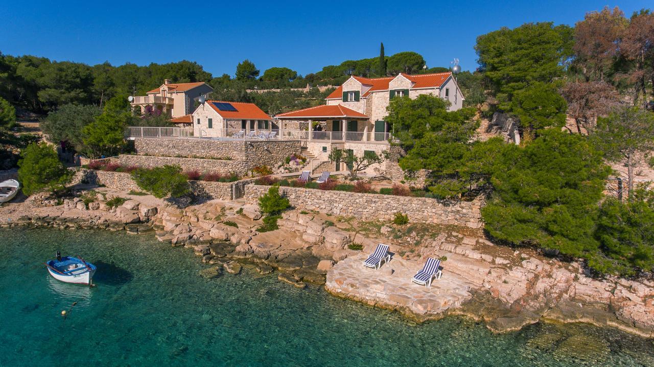 Luxury Villa Kate - In Lucice Bay With Turquoise Sea, Amazing Seaviews, And Heated Pool Милна Экстерьер фото